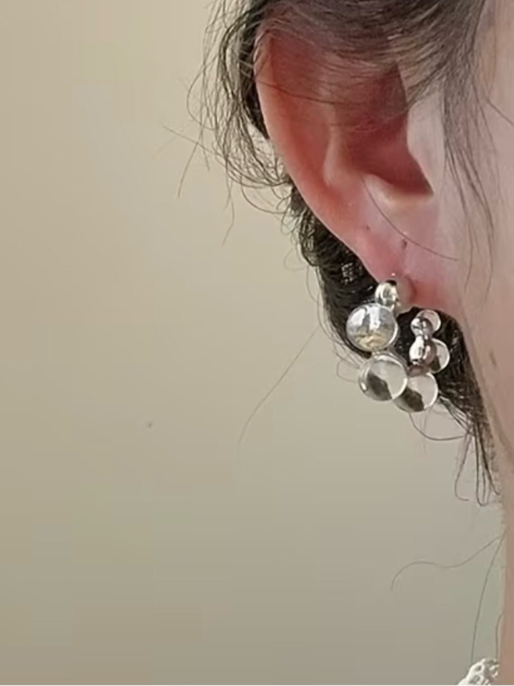 NEW! Trendy Clear Bubble Hoop Earrings. - Picture 2 of 7